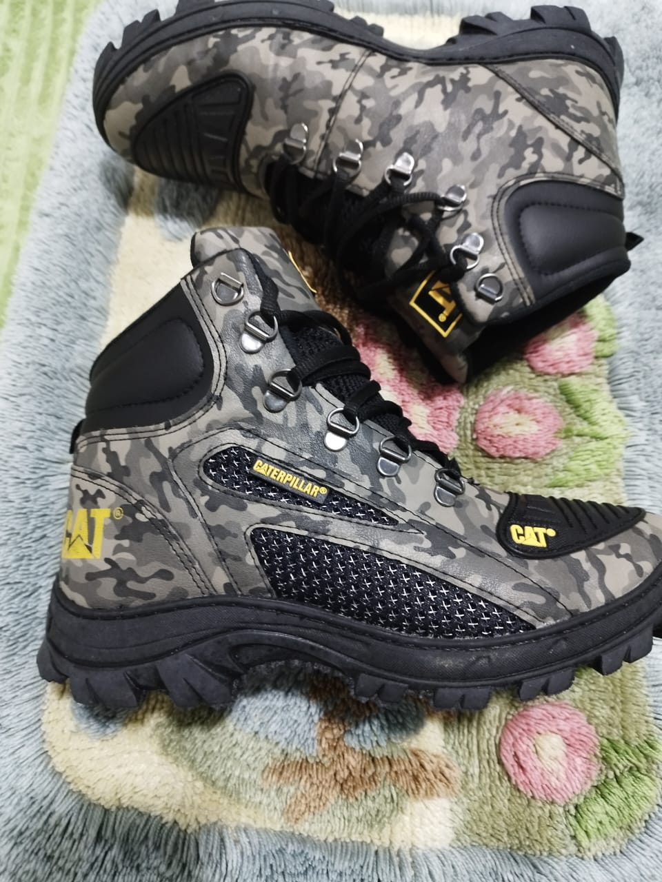Borcegos/Botas Caterpillar - Imagen 5