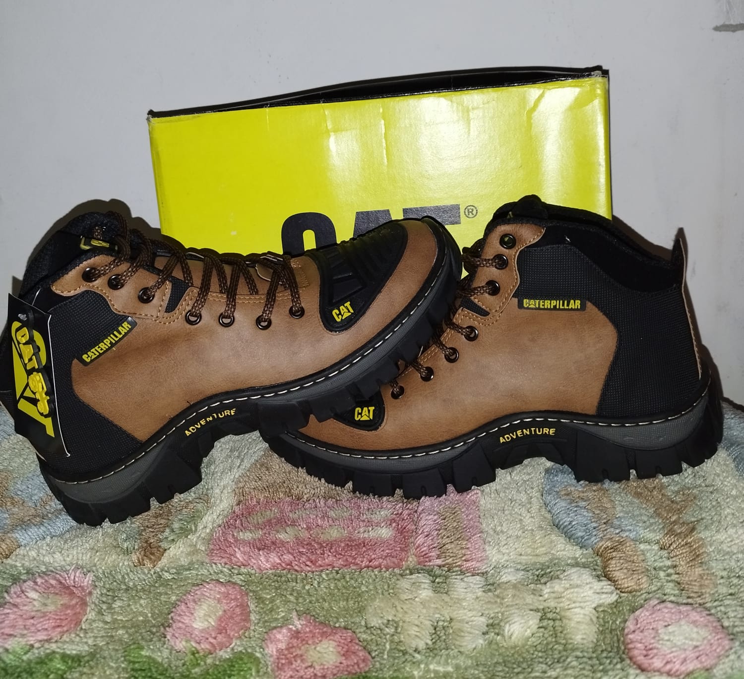 Borcegos/Botas Caterpillar Marron cuero - Imagen 2