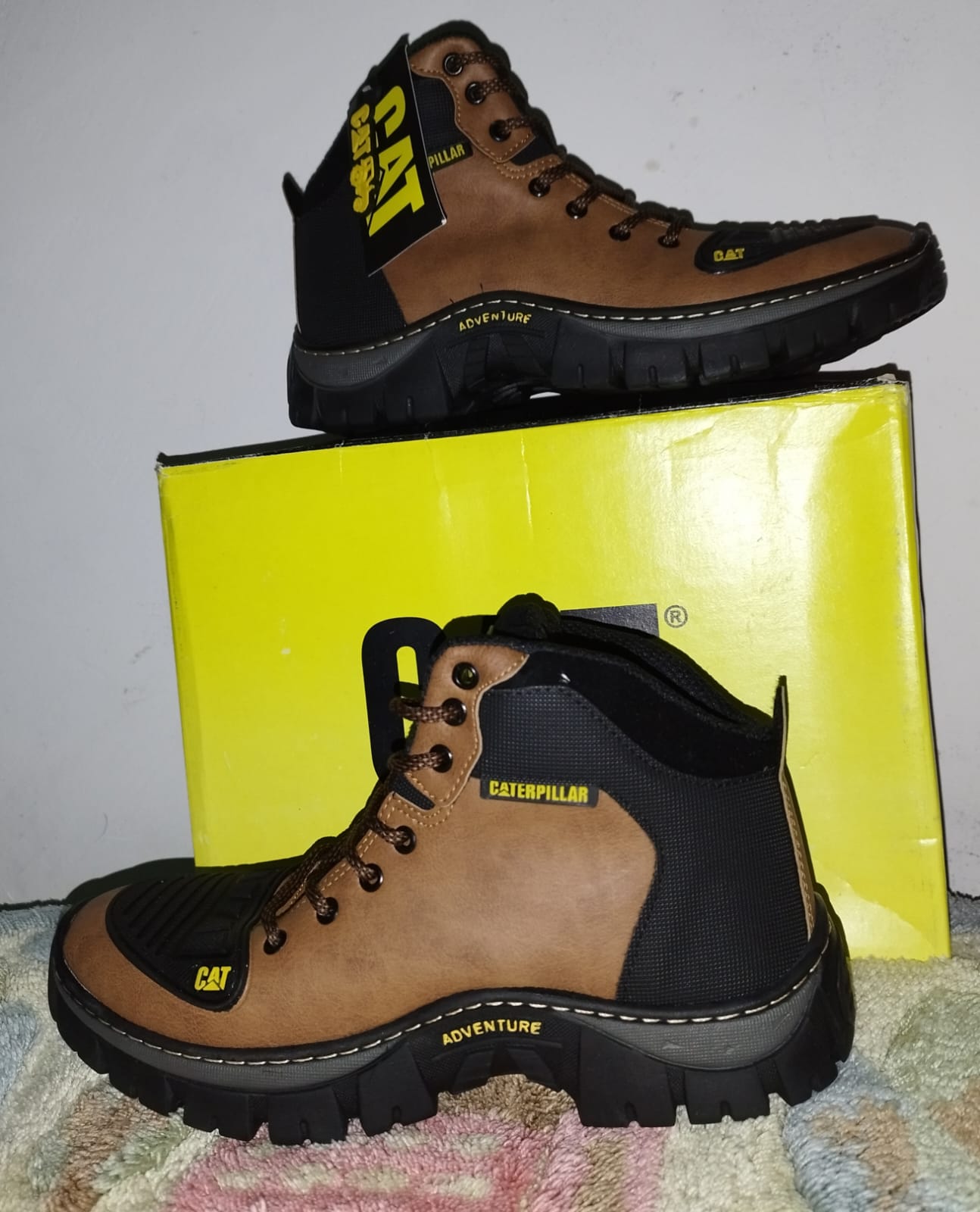 Borcegos/Botas Caterpillar Marron cuero - Imagen 3