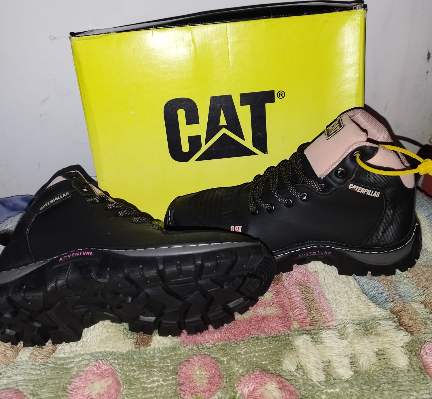 Borcegos/Botas Caterpillar Negro con Rosa - Imagen 5