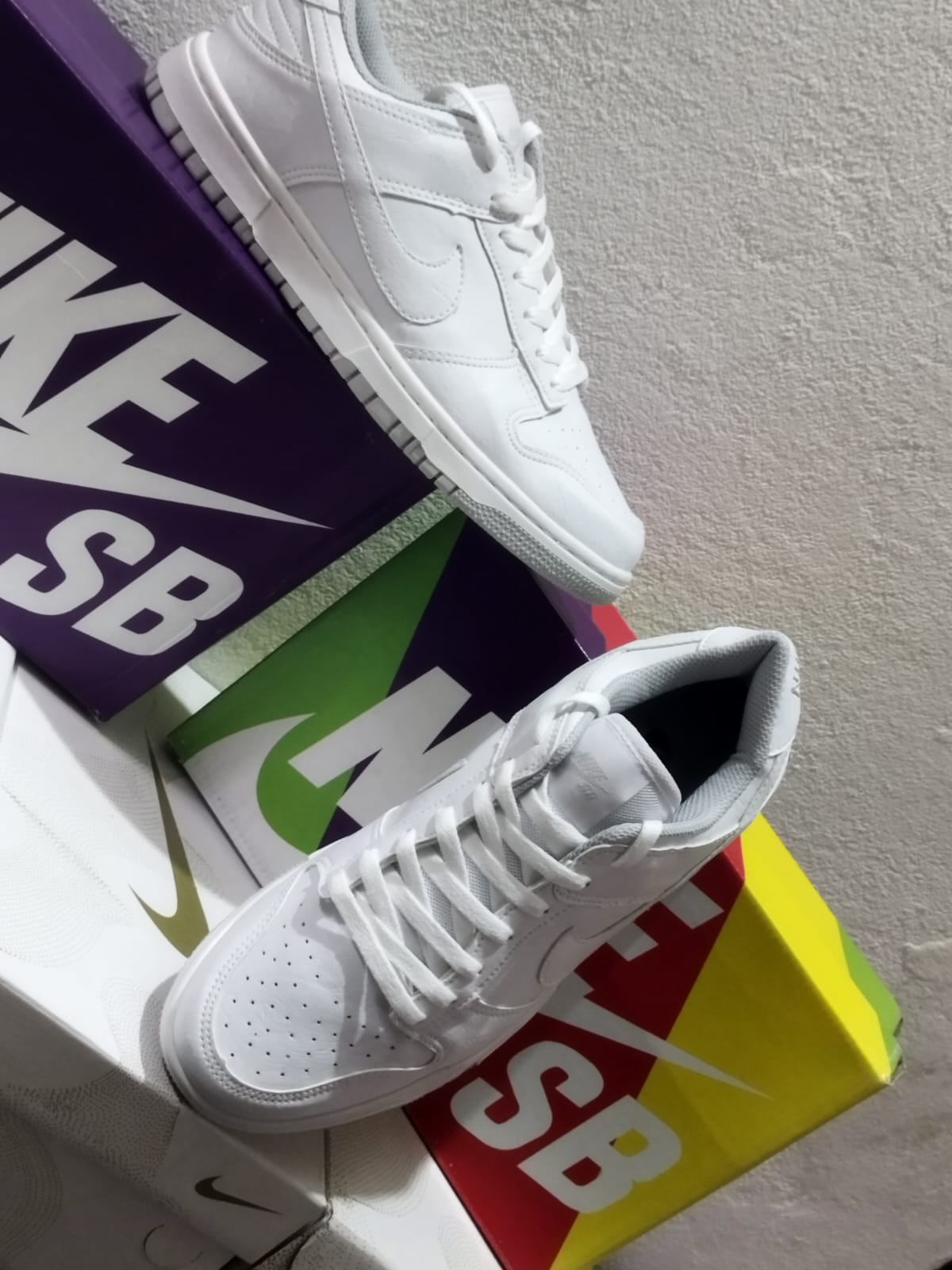 Zapatillas Nike SB Dunk blancas - Imagen 4